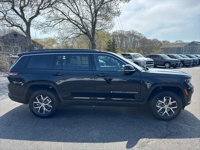 new 2025 Jeep Grand Cherokee L car, priced at $50,282