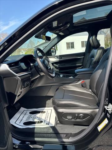 new 2025 Jeep Grand Cherokee L car, priced at $50,282