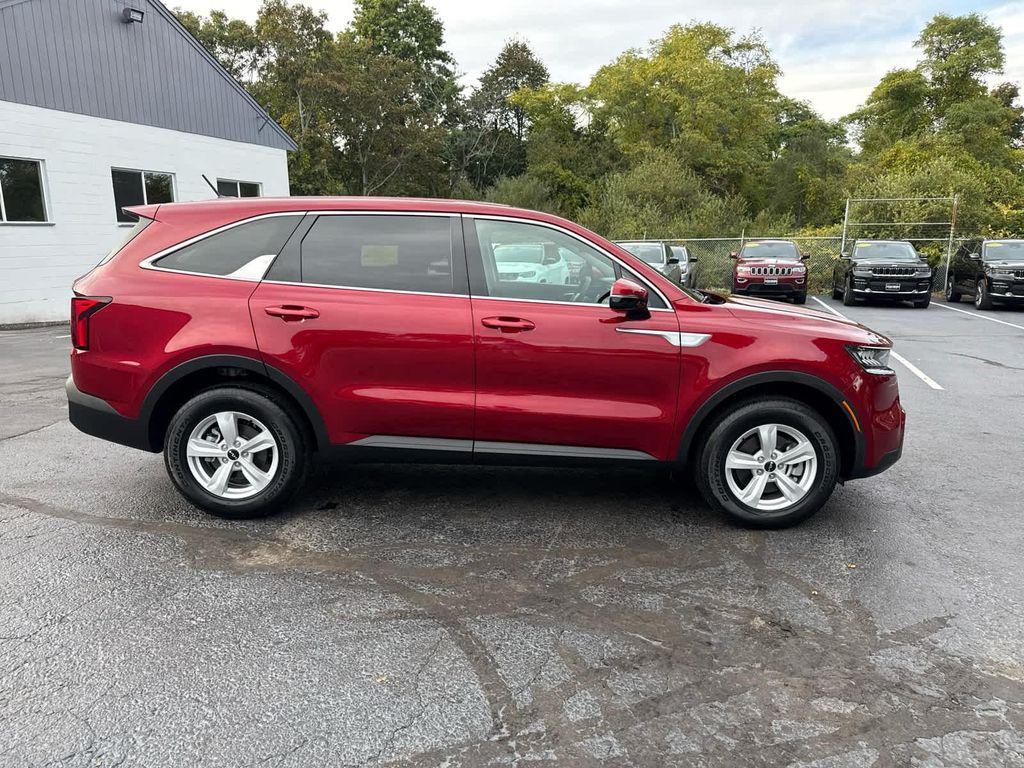 used 2023 Kia Sorento car, priced at $26,805