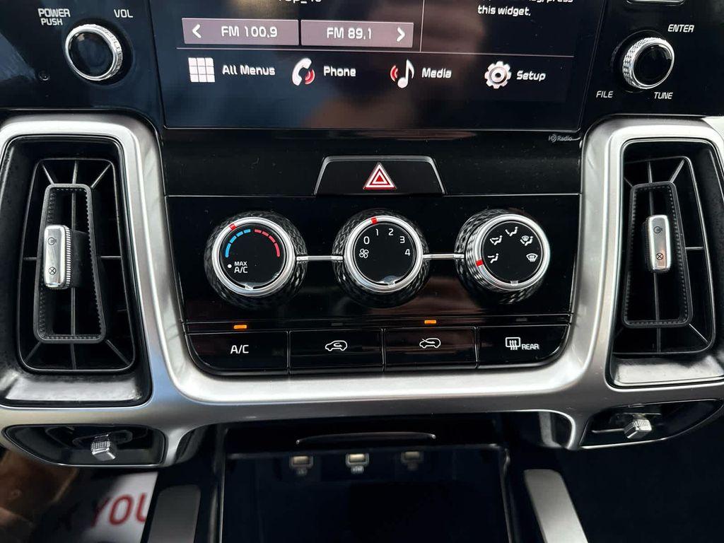 used 2023 Kia Sorento car, priced at $26,805