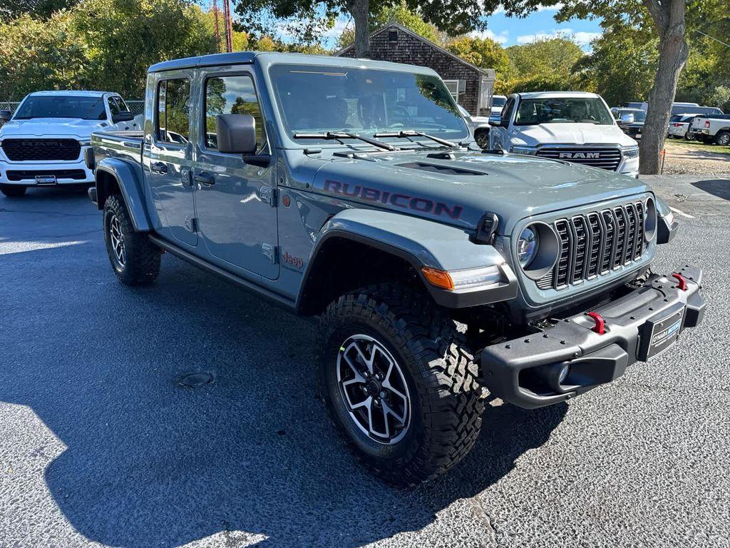 new 2025 Jeep Gladiator car, priced at $55,083