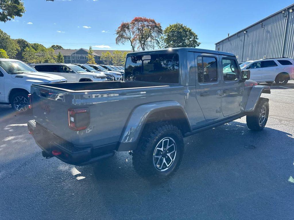 new 2025 Jeep Gladiator car, priced at $55,083
