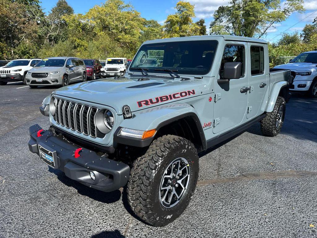 new 2025 Jeep Gladiator car, priced at $55,083