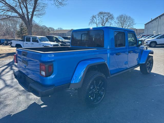 new 2025 Jeep Gladiator car, priced at $41,678