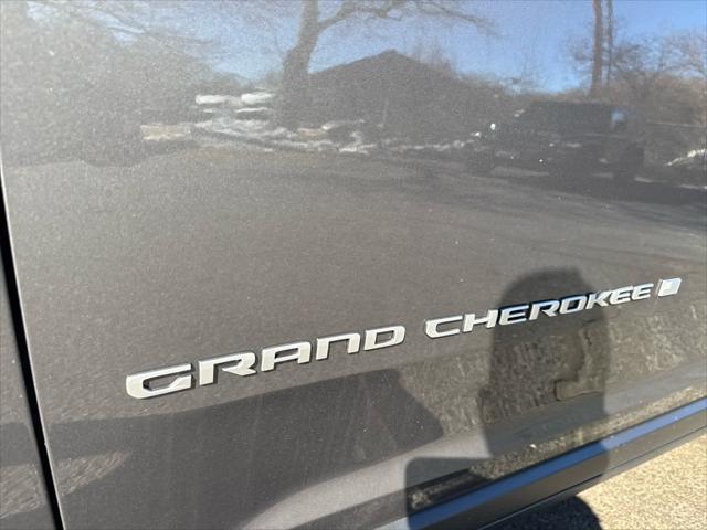 new 2025 Jeep Grand Cherokee car, priced at $45,365