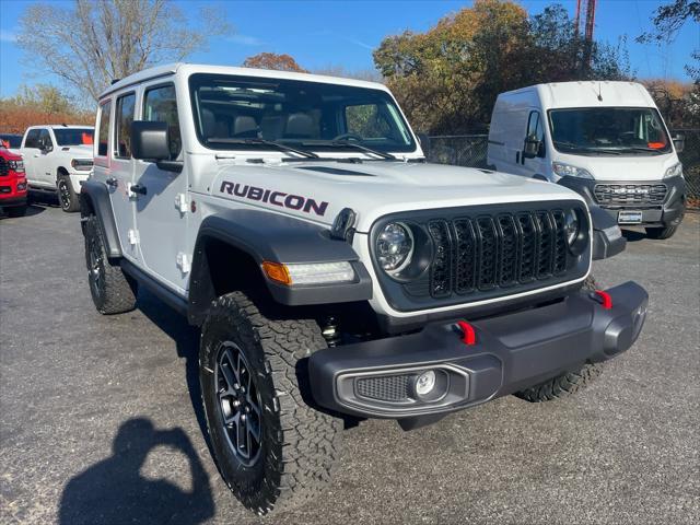 new 2025 Jeep Wrangler car, priced at $60,158