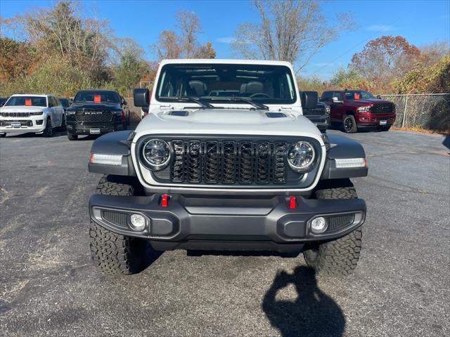 new 2025 Jeep Wrangler car, priced at $60,158