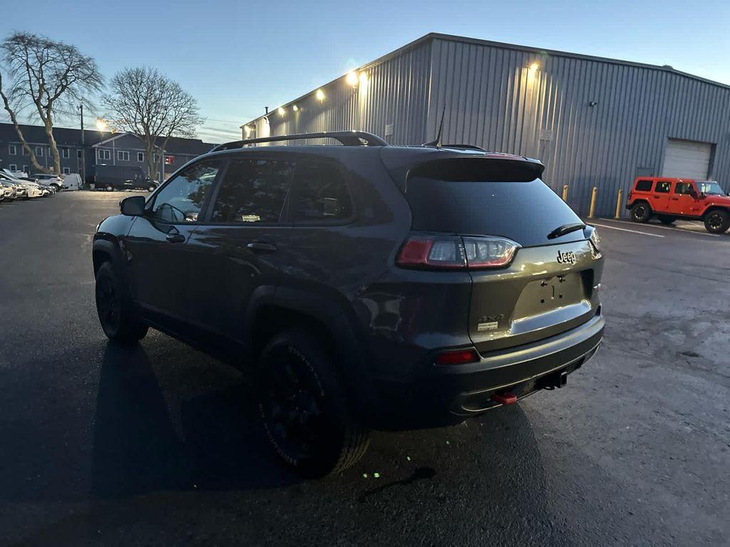 used 2022 Jeep Cherokee car, priced at $29,233