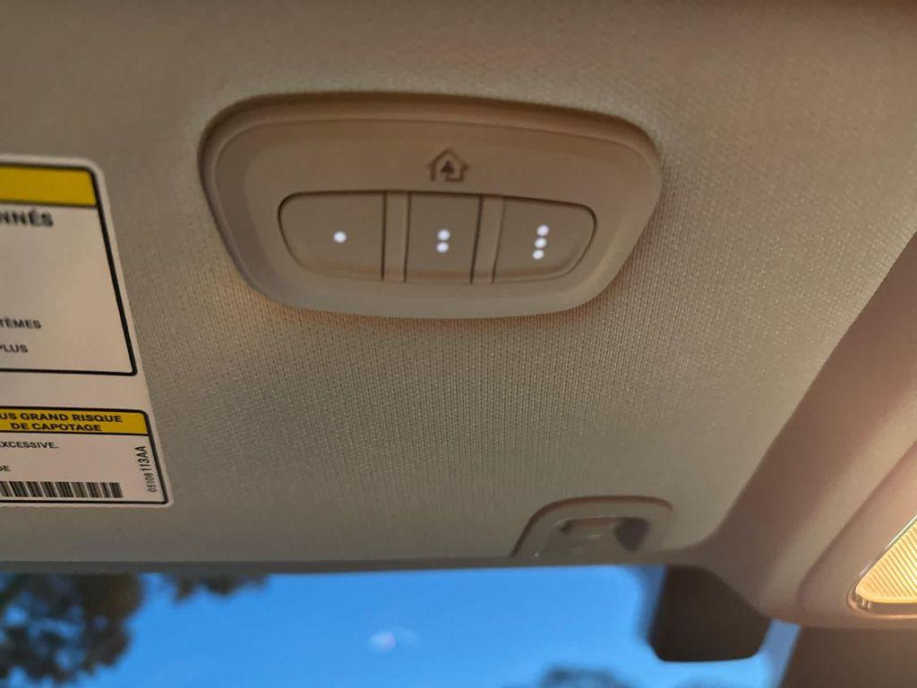 used 2022 Jeep Cherokee car, priced at $29,233