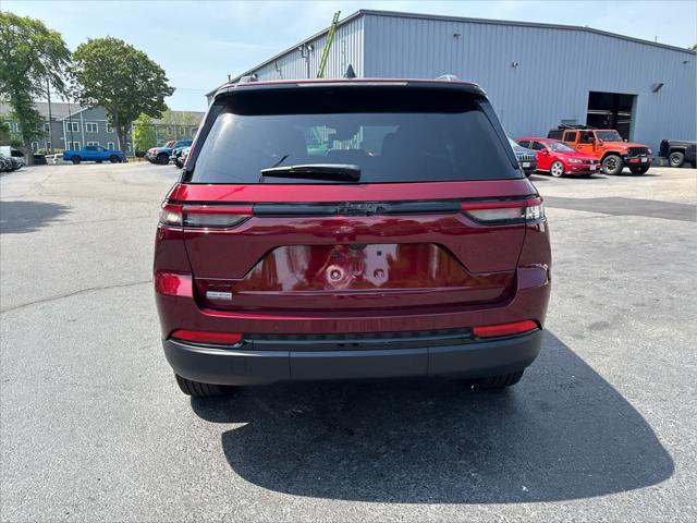 new 2025 Jeep Grand Cherokee car, priced at $42,699
