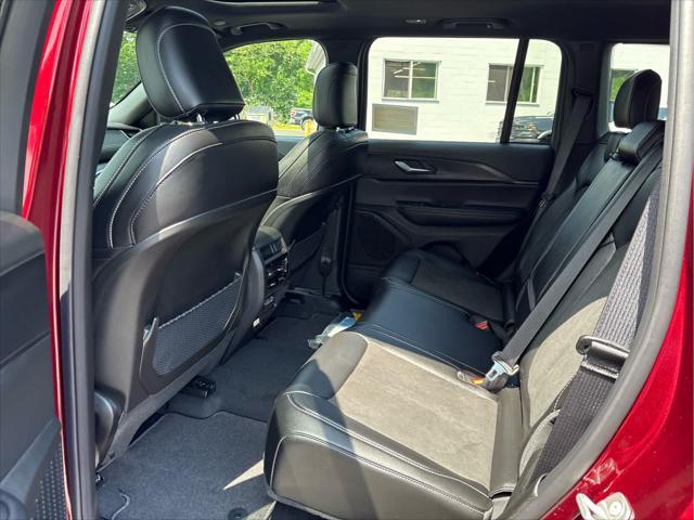 new 2025 Jeep Grand Cherokee car, priced at $42,699