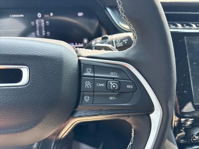 new 2025 Jeep Grand Cherokee car, priced at $42,699
