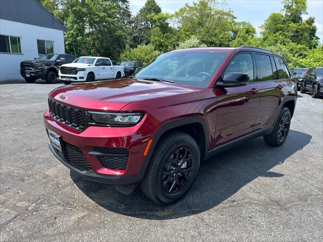 new 2025 Jeep Grand Cherokee car, priced at $42,699