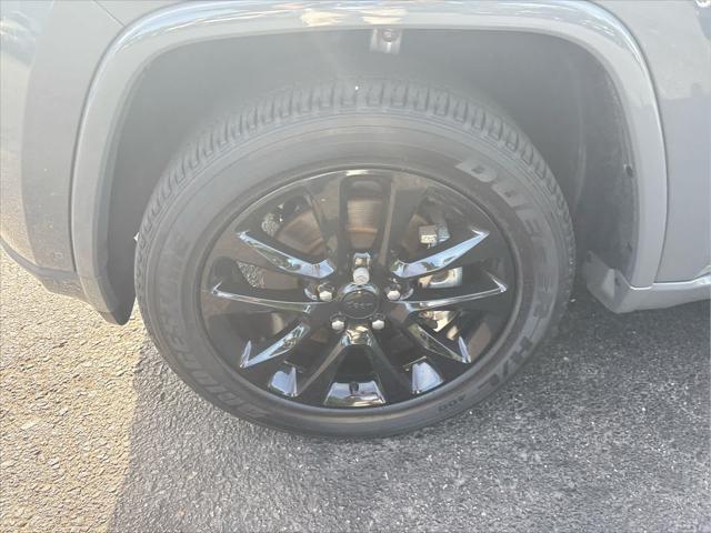 used 2021 Jeep Grand Cherokee car, priced at $29,990