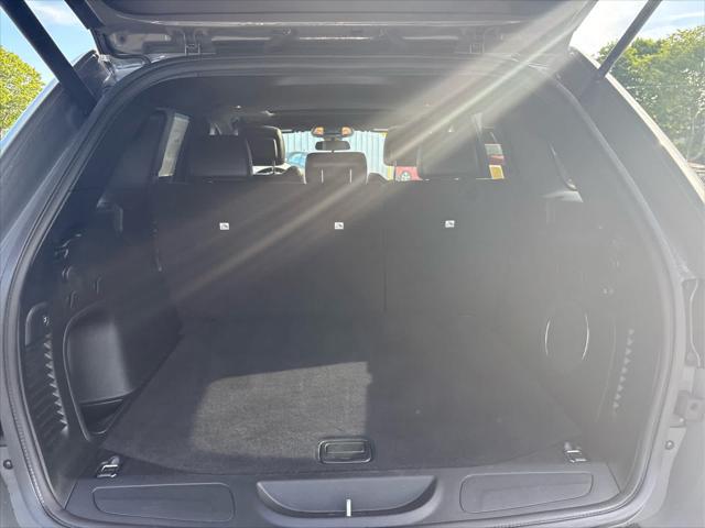 used 2021 Jeep Grand Cherokee car, priced at $29,990