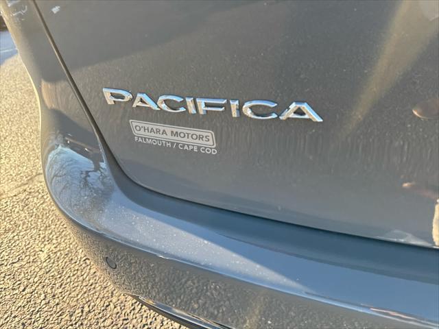 new 2025 Chrysler Pacifica car, priced at $45,265