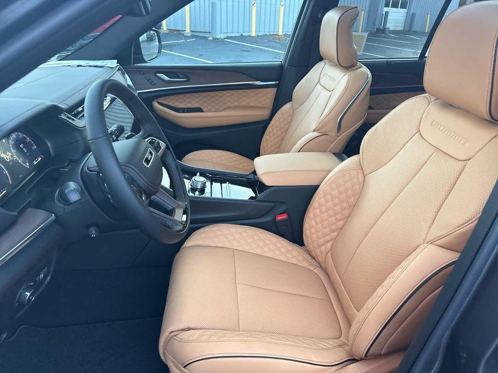 new 2025 Jeep Grand Cherokee car, priced at $59,023