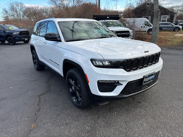 new 2025 Jeep Grand Cherokee car, priced at $50,156