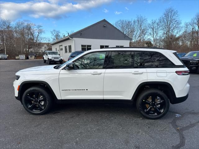 new 2025 Jeep Grand Cherokee car, priced at $50,156