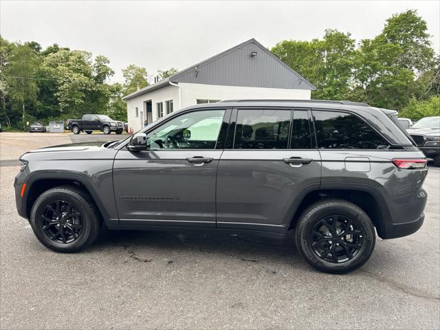 new 2025 Jeep Grand Cherokee car, priced at $43,505
