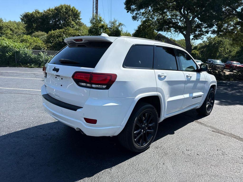 used 2018 Jeep Grand Cherokee car, priced at $18,902