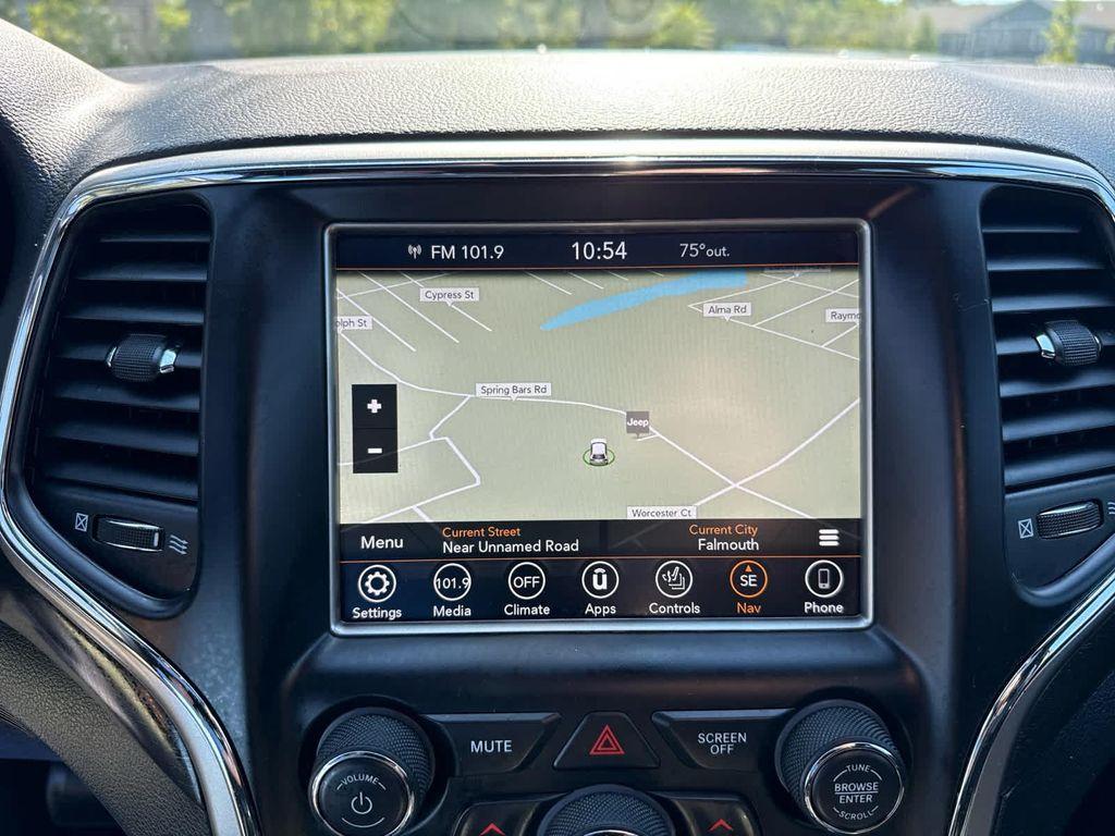 used 2018 Jeep Grand Cherokee car, priced at $18,902