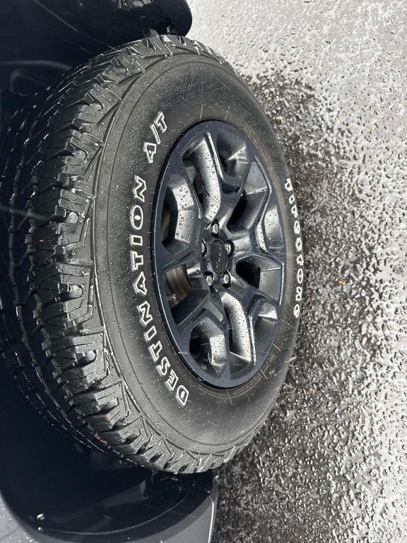 used 2022 Jeep Cherokee car, priced at $28,990