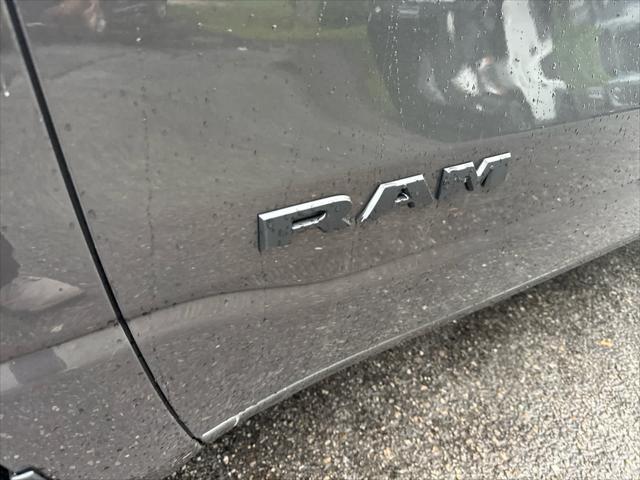 new 2025 Ram 1500 car, priced at $44,212