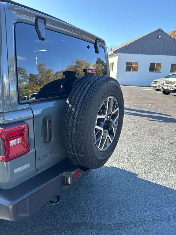 new 2026 Jeep Wrangler car, priced at $52,441