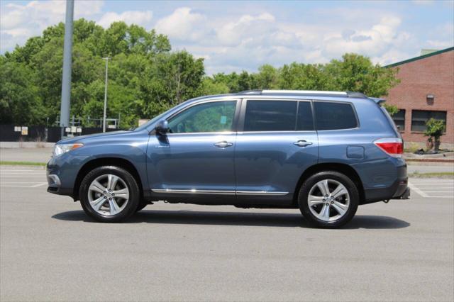 used 2012 Toyota Highlander car, priced at $17,290