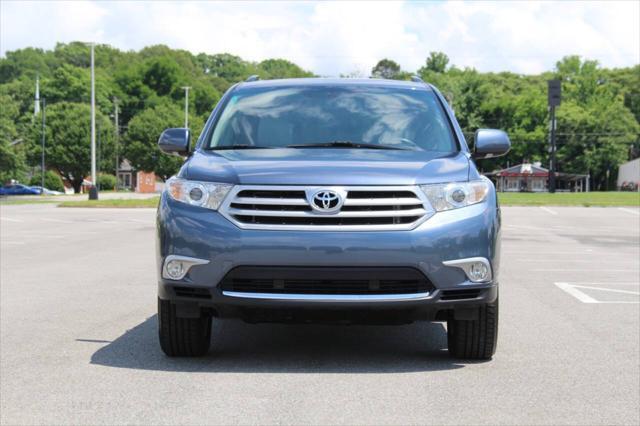 used 2012 Toyota Highlander car, priced at $17,290