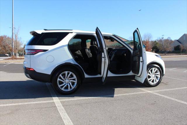 used 2017 Land Rover Discovery car, priced at $18,990