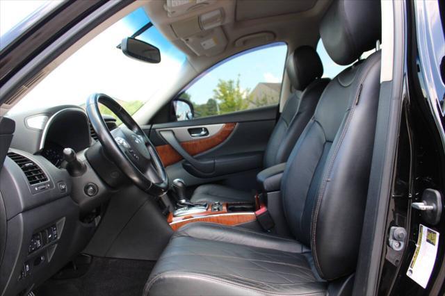 used 2015 INFINITI QX70 car, priced at $14,990