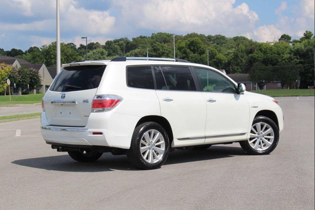 used 2011 Toyota Highlander Hybrid car, priced at $13,690