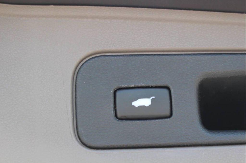 used 2014 Honda Odyssey car, priced at $11,990