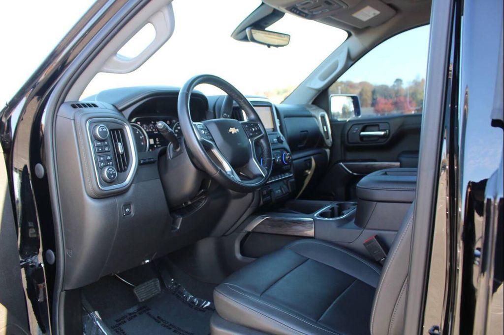 used 2022 Chevrolet Silverado 1500 car, priced at $31,990