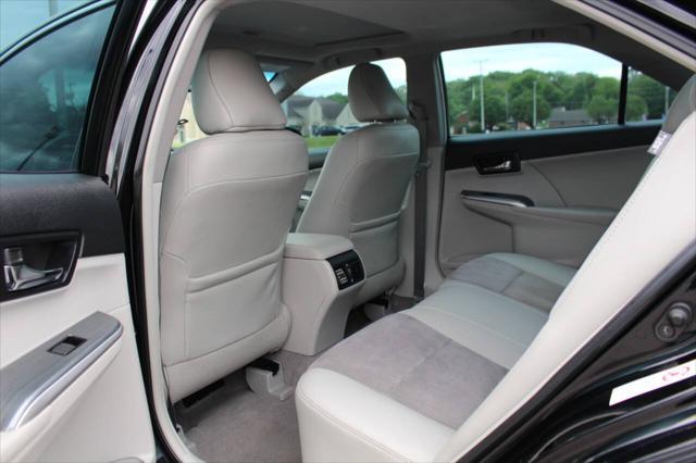 used 2012 Toyota Camry Hybrid car, priced at $10,990