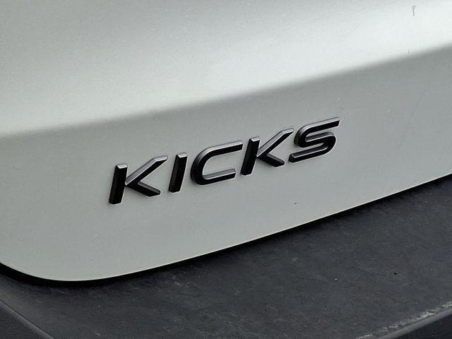 new 2025 Nissan Kicks car, priced at $27,585