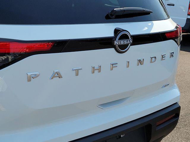 new 2024 Nissan Pathfinder car, priced at $40,480