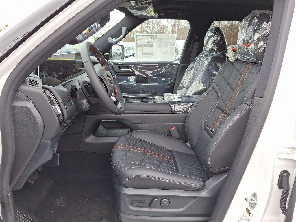 new 2025 Nissan Armada car, priced at $76,190