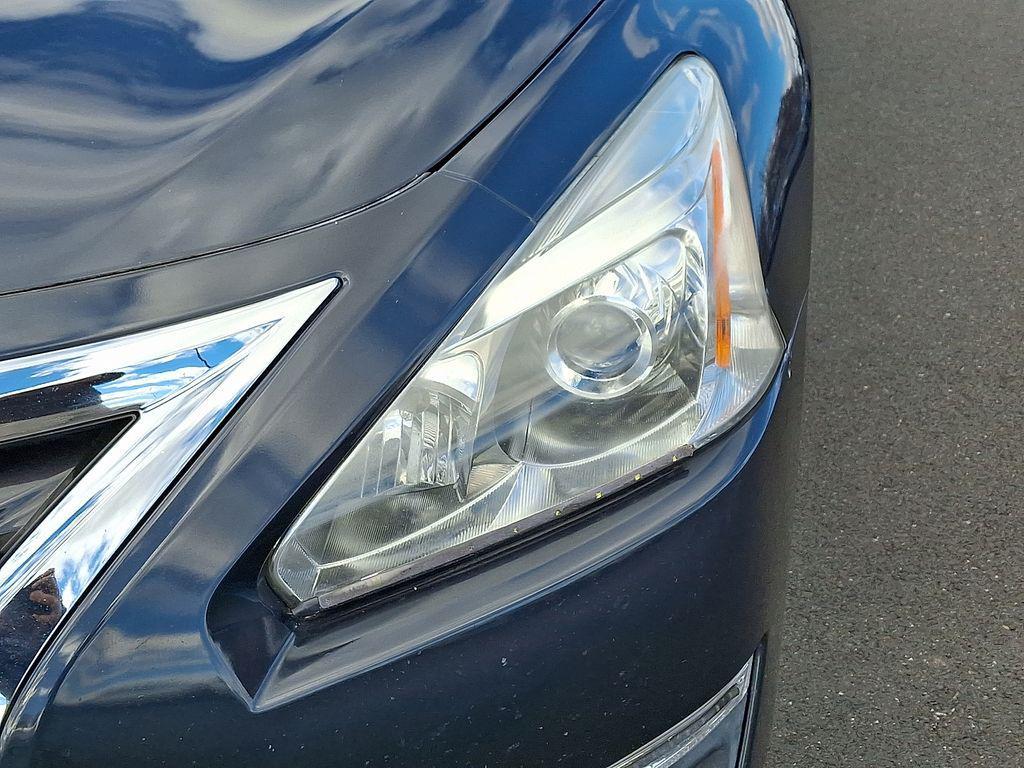 used 2013 Nissan Altima car, priced at $6,625