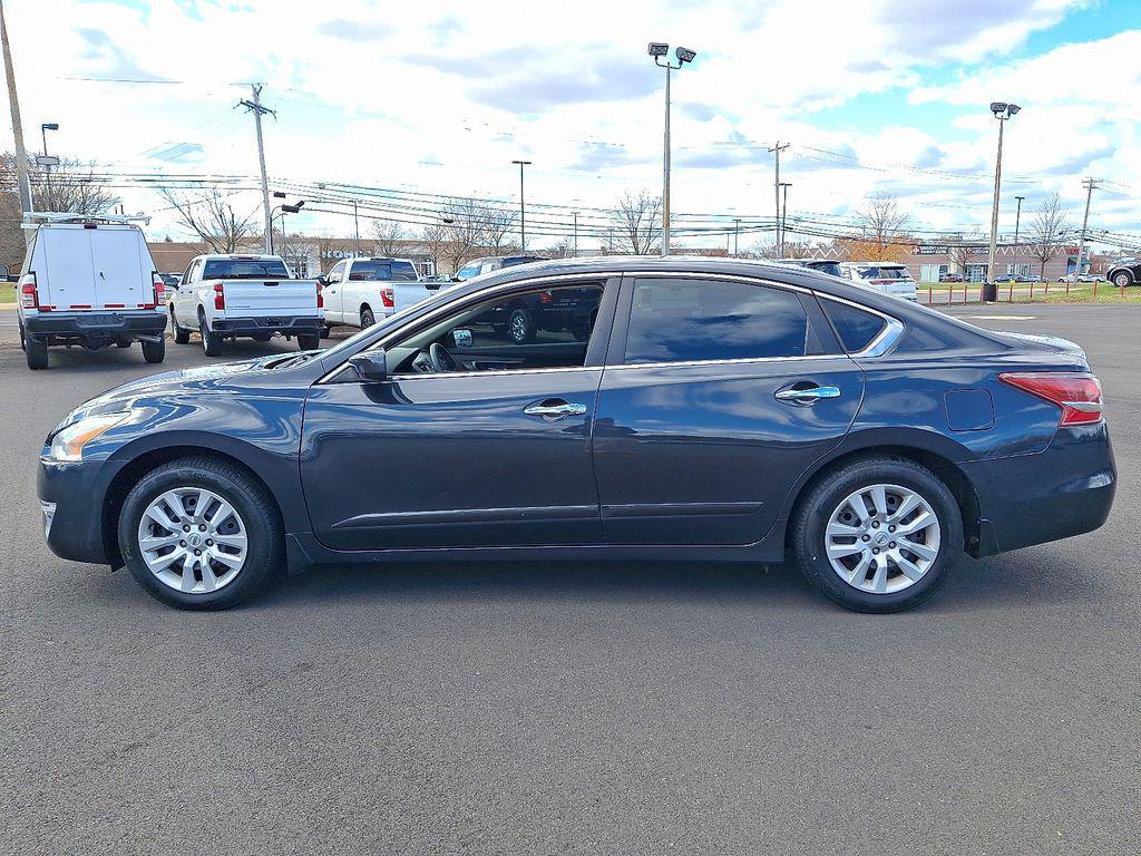 used 2013 Nissan Altima car, priced at $6,625