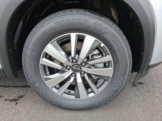 new 2025 Nissan Pathfinder car, priced at $45,785