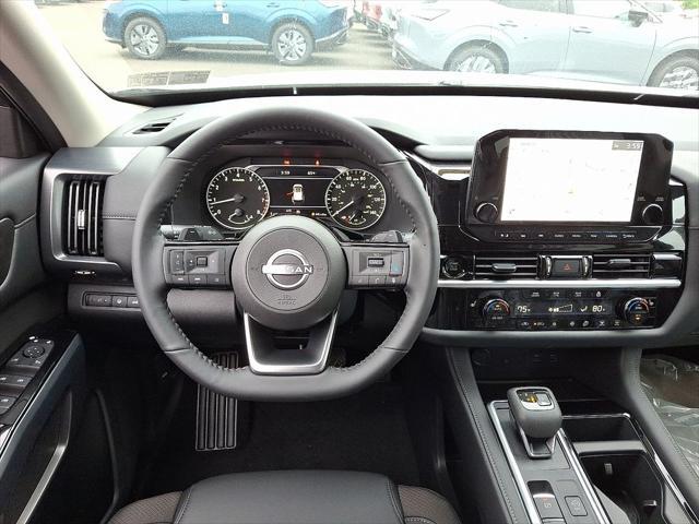 new 2025 Nissan Pathfinder car, priced at $45,785