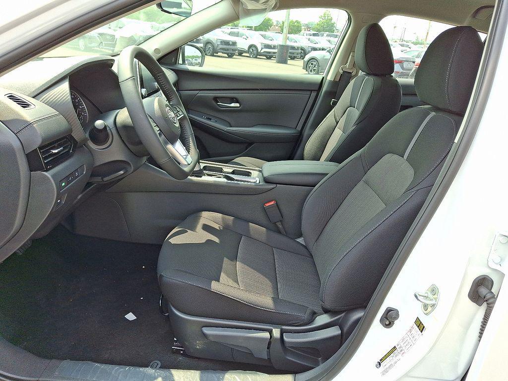 new 2025 Nissan Sentra car, priced at $24,580