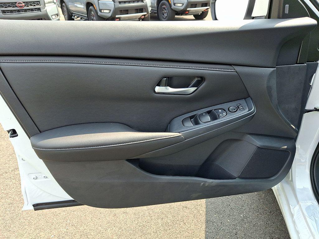 new 2025 Nissan Sentra car, priced at $24,580
