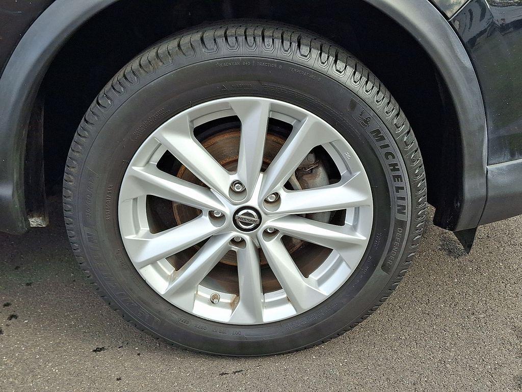 used 2019 Nissan Rogue Sport car, priced at $17,737