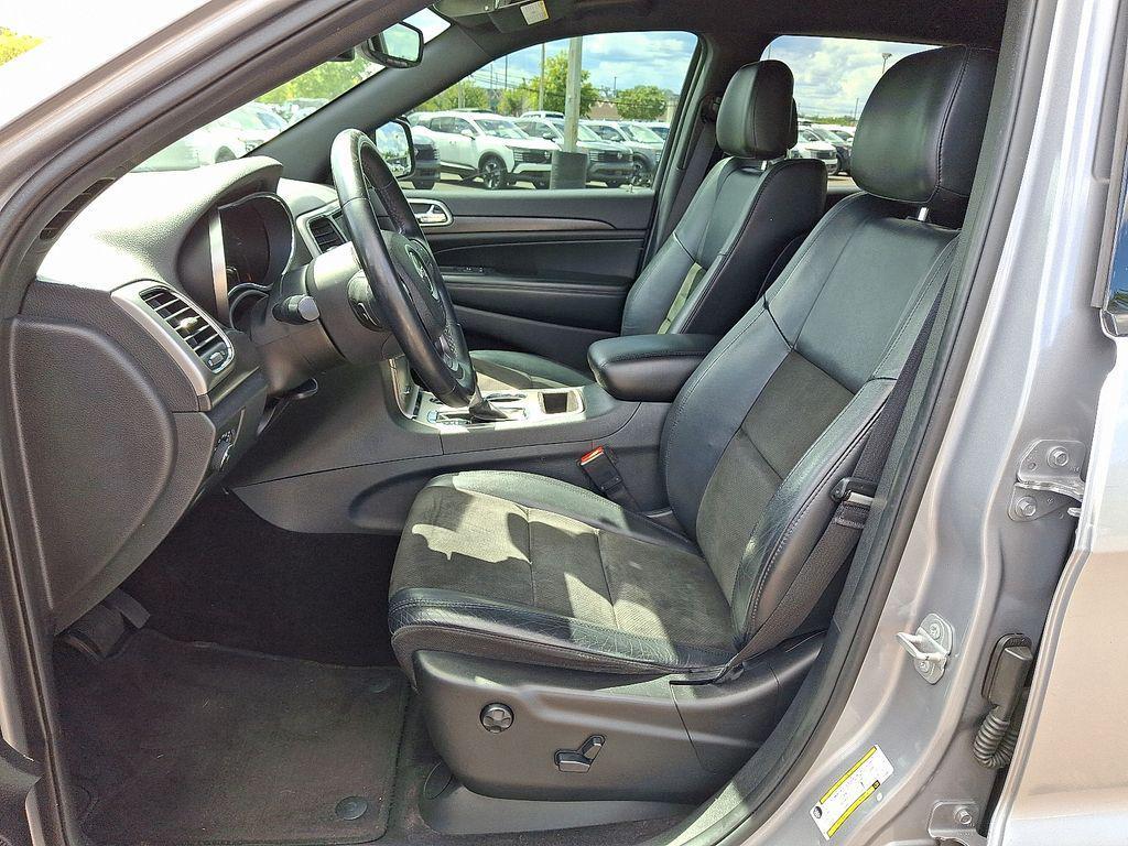 used 2018 Jeep Grand Cherokee car, priced at $18,311