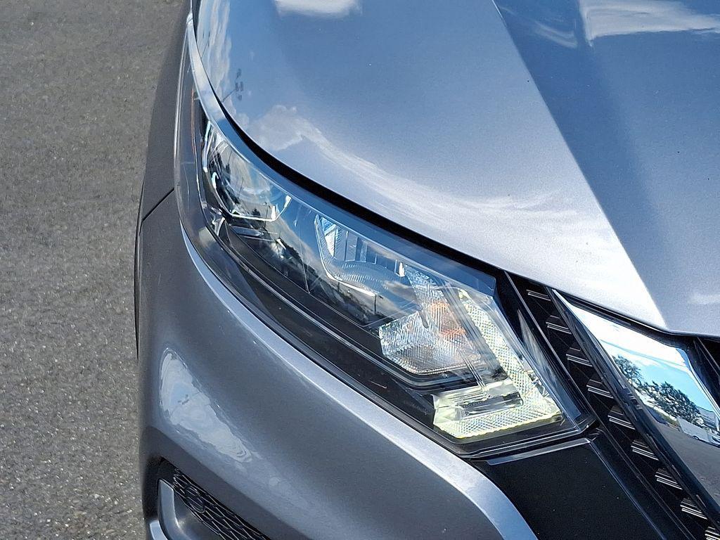 used 2022 Nissan Rogue Sport car, priced at $23,455
