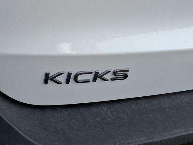 new 2025 Nissan Kicks car, priced at $29,935